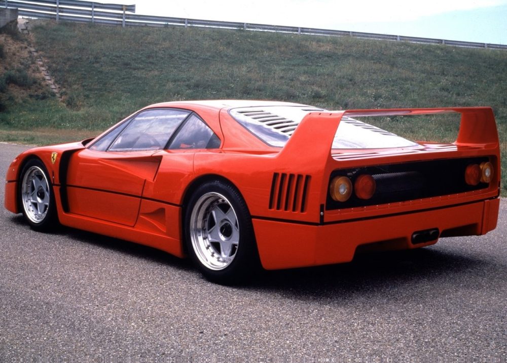 Ferrari-F40 02