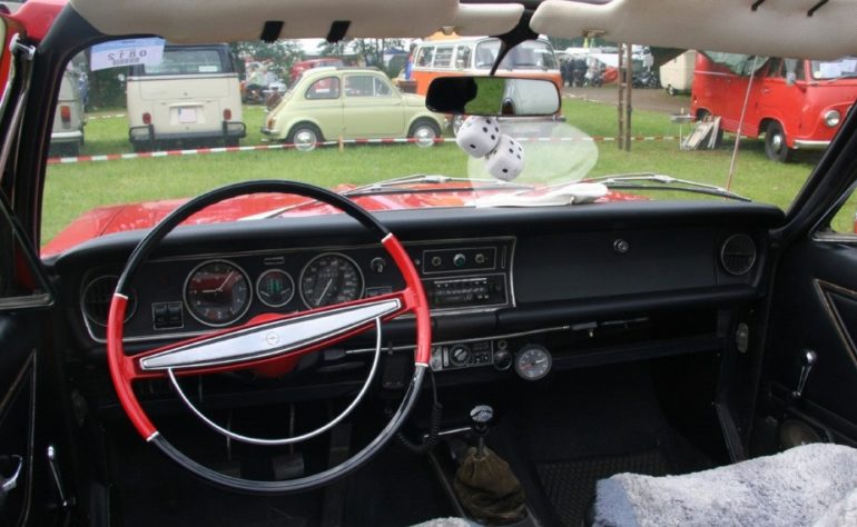 1967-commodore-a-gs-convertible-deutsch-017