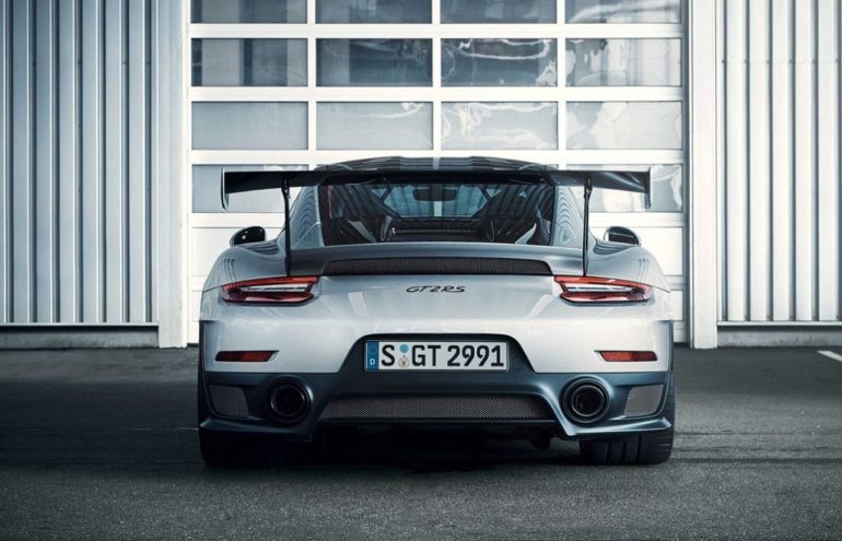 porsche-911-gt2-rs-leaked-official-image (3)