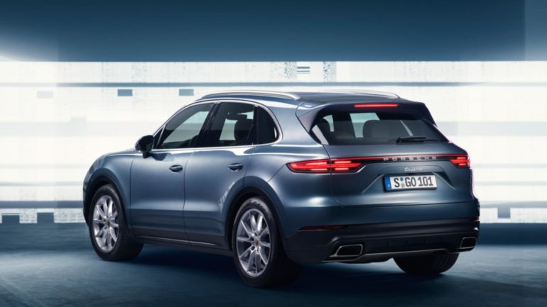 2018-porsche-cayenne-leaked-official-image (3)