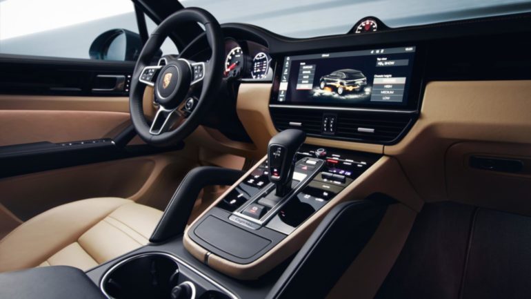 2018-porsche-cayenne-leaked-official-image (8)