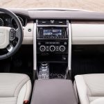 2017-land-rover-discovery-first-drive (5)