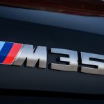 P90320392_lowRes_the-new-bmw-x2-m35i-