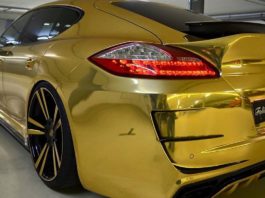 Njema?ki policajci zaplijenili zlatni Porsche Panamera