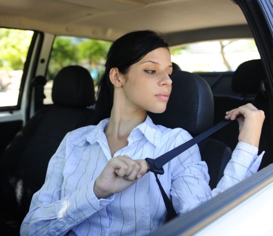 Tko je kriv ako ste se sudarili s voza?em koji nije vezan?