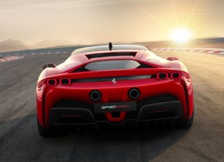 Ferrari SF90 Stradale je hibridna raketa sa 1000 KS