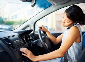 Istraživanje pokazalo da svaki ?etvrti voza? redovno koristi mobitel u vožnji