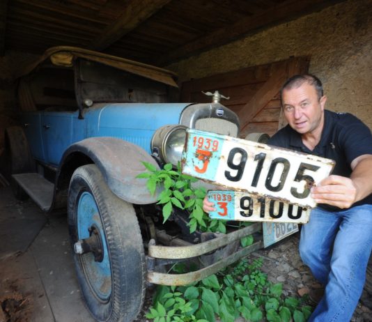 Baka An?ica ?astek iz Oto?ca skrivala u štaglju Oakland iz 1929. godine