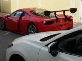 Video: Parkirao Ferrari pa mu Mazda otkinula vrata
