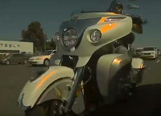 Motorist udario Teslu jer mu se nije maknula s puta