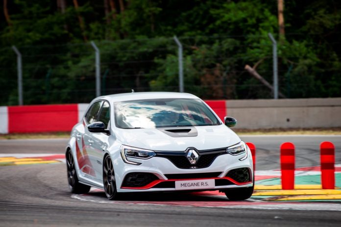 Renault Megane R.S. Trophy-R