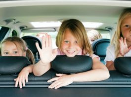TOP 10 savjeta kako lakše putovati s malom djecom u automobilu
