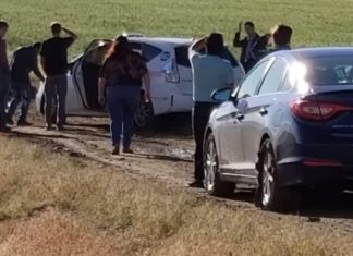 Stotinu voza?a slijepo slušalo Google pa završilo na blatnjavoj livadi