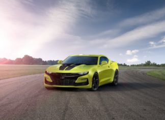 Nevjerojatno: Chevrolet nudi 2500 dolara vlasnicima Ford Mustanga Chevrolet Camaro