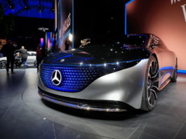 Kompanija priznata u industriji kompjutorskih igrica i Mercedes zajedno stvaraju super-ra?unalo za automobil