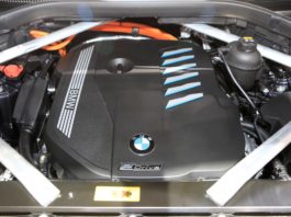BMW X5 xDrive45e je zelena alternativa za X5 M50d