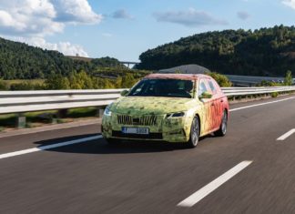Nova Škoda Octavia ve? je na cesti, a premijeru ?eški klon Golfa ima ?e 11. studenog
