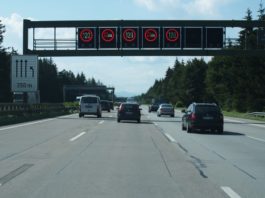 Policija nabavlja nove kamere koje ?e mo?i mjeriti razmak izme?u vozila!