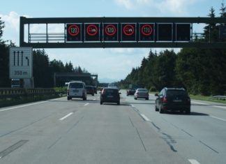 Policija nabavlja nove kamere koje ?e mo?i mjeriti razmak izme?u vozila!