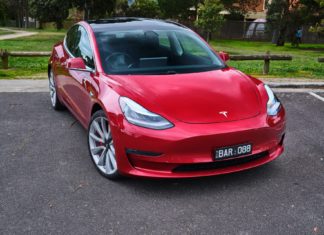 Tesla Model 3 prodan u više primjeraka nego sedam modela BMW-a sveukupno