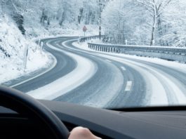 Nekoliko zimskih savjeta: Treba li smanjiti pritisak u gumama, odspojiti akumulator…