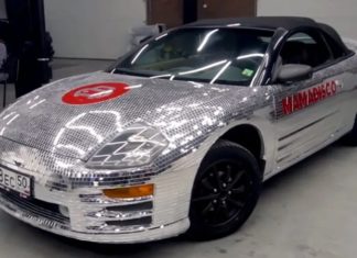 Mitsubishi Eclipse opremili sa 65.000 ogledala