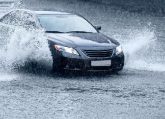 Savjeti za sigurniju vožnju po kiši