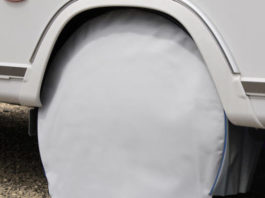 Kako pravilno ?uvati gume ako vam automobil dugo stoji?! Dobro bi bilo povisiti tlak!