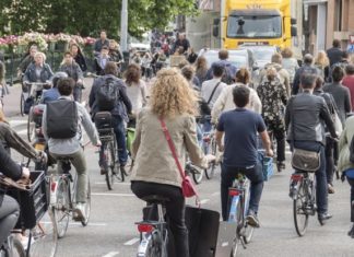 Amsterdam ?e do 2030. godine u prometu ukinuti sve automobile s unutarnjim sagorijevanjem!