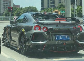 Je li ovo najružniji Nissan GT-R na svijetu?