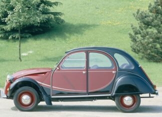 2 CV Charleston slavi 40. ro?endan