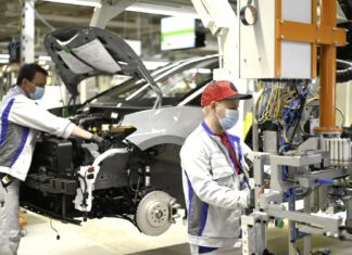 Više nije tako daleko dan kad ?e postojati samo pet proizvo?a?a automobila!