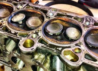 Detonantno izgaranje smjese u cilindrima: Što su uzroci?