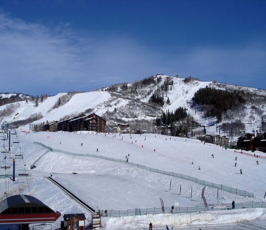 Udruženja pozivaju europske vlade da zaustave ograni?enja i spase zimski turizam