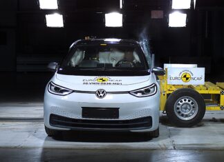 Koliko su elektri?ni automobili sigurni u sudarima?!