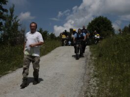 Tko je zaljubljenik u prirodu koji je… identificirao, locirao, uhitio i transferirao 15.867 olupina?