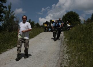 Tko je zaljubljenik u prirodu koji je… identificirao, locirao, uhitio i transferirao 15.867 olupina?