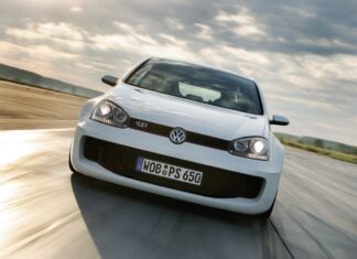 Volkswagen Golf GTI W12-650 i danas je spaktakularan