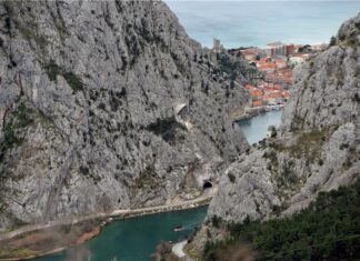 Apartmani na moru iznajmljuju se za urede