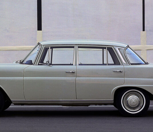 Heckflosse: Mercedesov korak prema suvremenosti