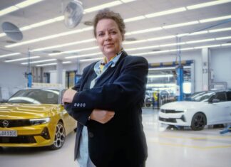 Druk?iji pristup razvoju za novu Opel Astru