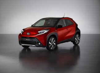 Toyota Aygo se kona?no oprostio. Evo Ayga X koji ve? koketira s Yarisom, bar kad je o veli?ini rije?