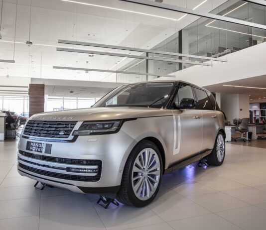 Novi Range Rover stigao u Hrvatsku, najjeftiniji košta milijun kuna