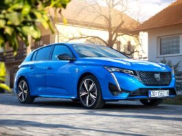A kakav Peugeot može biti nego lijep, kompakt koji je tek stigao je i kvalitetan, upravljiv, futuristi?ki i nema ga jeftinijeg od 161.000 kuna