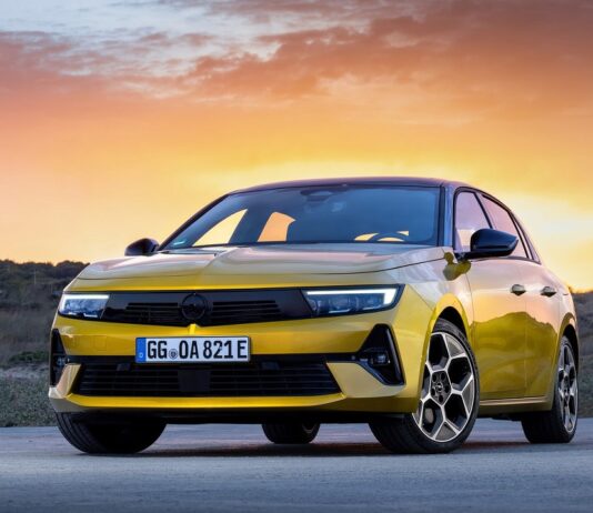 VOZILI SMO U LISABONU! Nova Opel Astra – ako vas podsje?a na Mantu A, pogodili ste