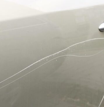 Mogu li se oštećenja na laku automobila popraviti s lakom za nokte i pastom za zube?