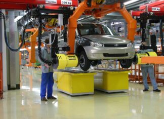 Ruska autoindustrija prima teške udarce, Rusi ?e morati zaboraviti na Mercedes, BMW, Audi, Range Rover, Renault…, na ABS, na ESP, na Down Hill Control…