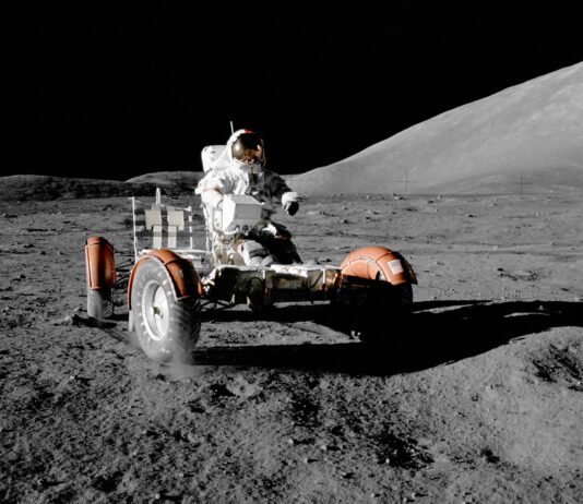 Automobil na Mjesecu: Lunarni rover