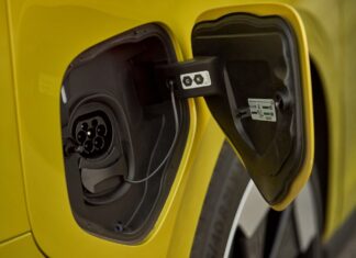Postavljen prvi punja? za elektri?na vozila u rasvjetnom stupu u Hrvatskoj