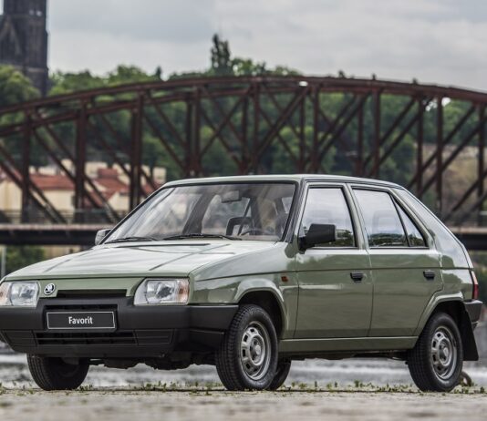 35. ro?endan: Škoda Favorit (1987.)
